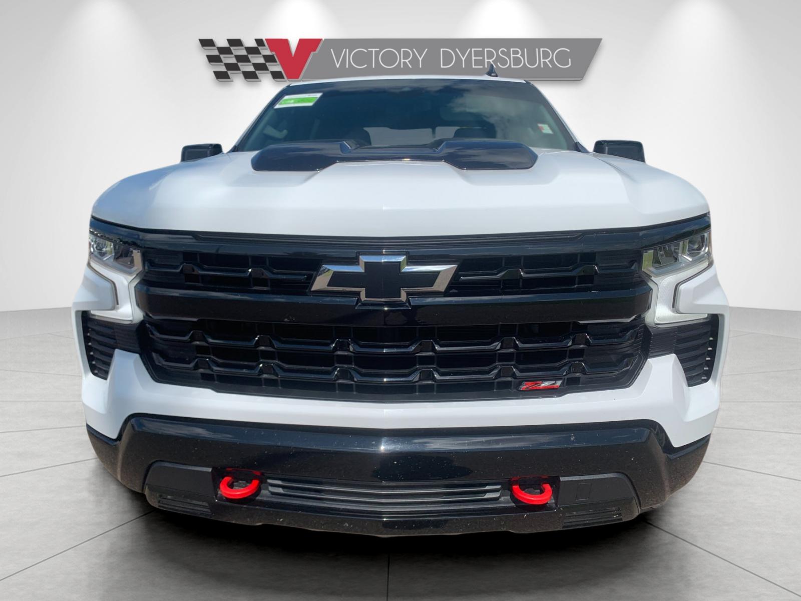 Used 2022 White Chevrolet LT Trail Boss image 9