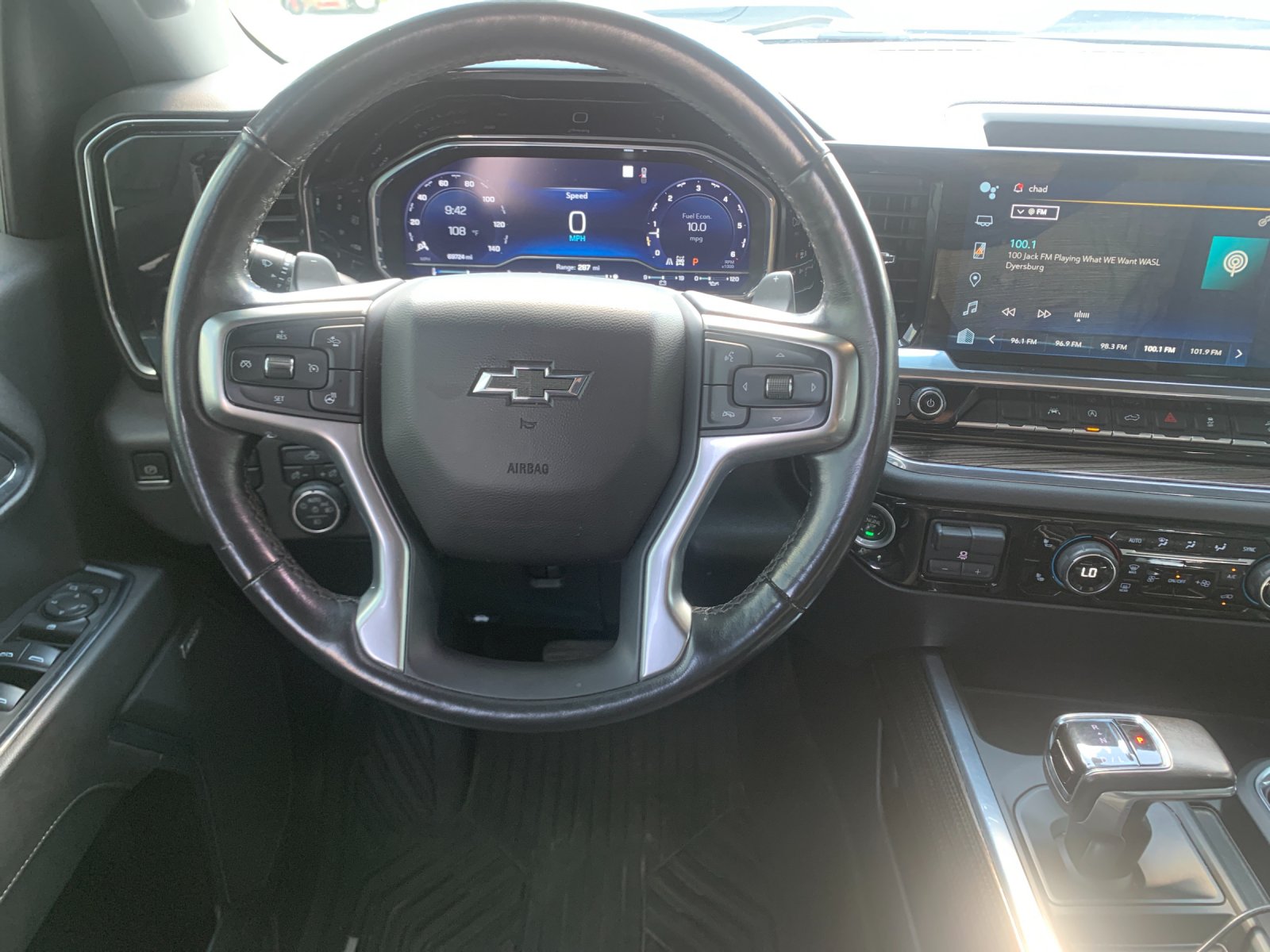Used 2022 White Chevrolet LT Trail Boss image 18