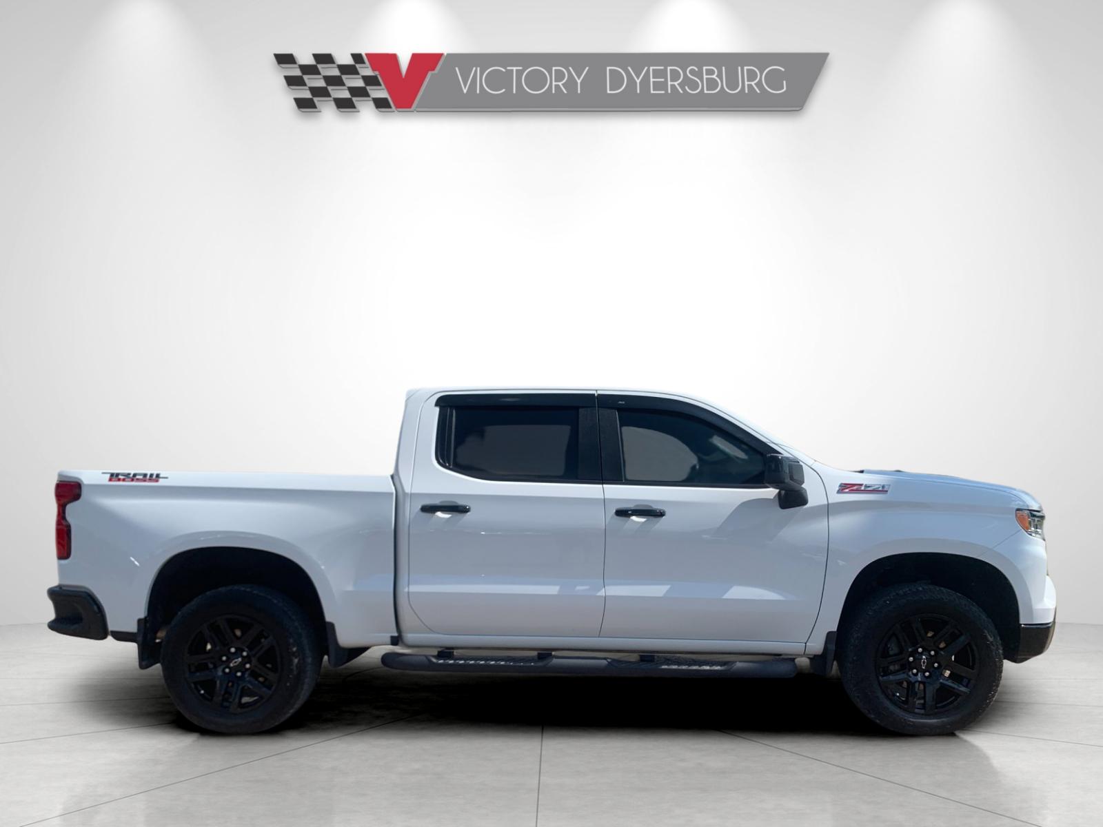 Used 2022 White Chevrolet LT Trail Boss image 3