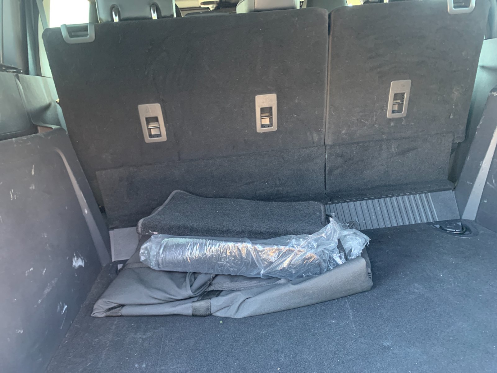 Used 2024 Gray Ford Wildtrak image 19