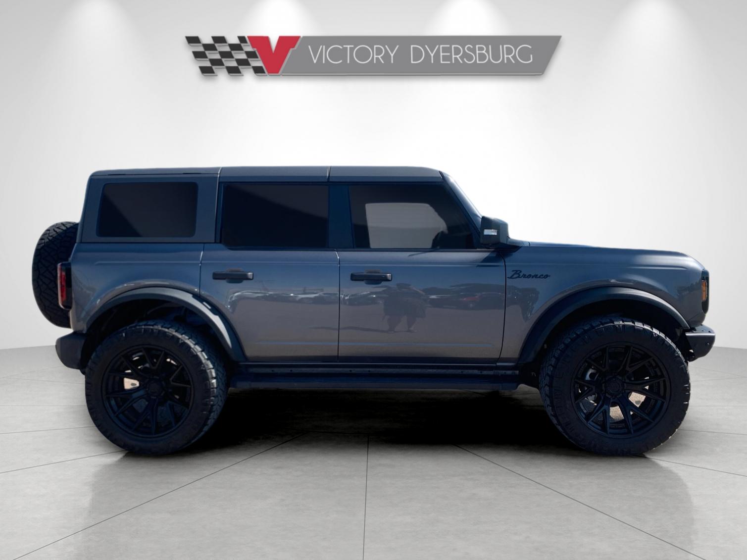 Used 2024 Gray Ford Wildtrak image 3