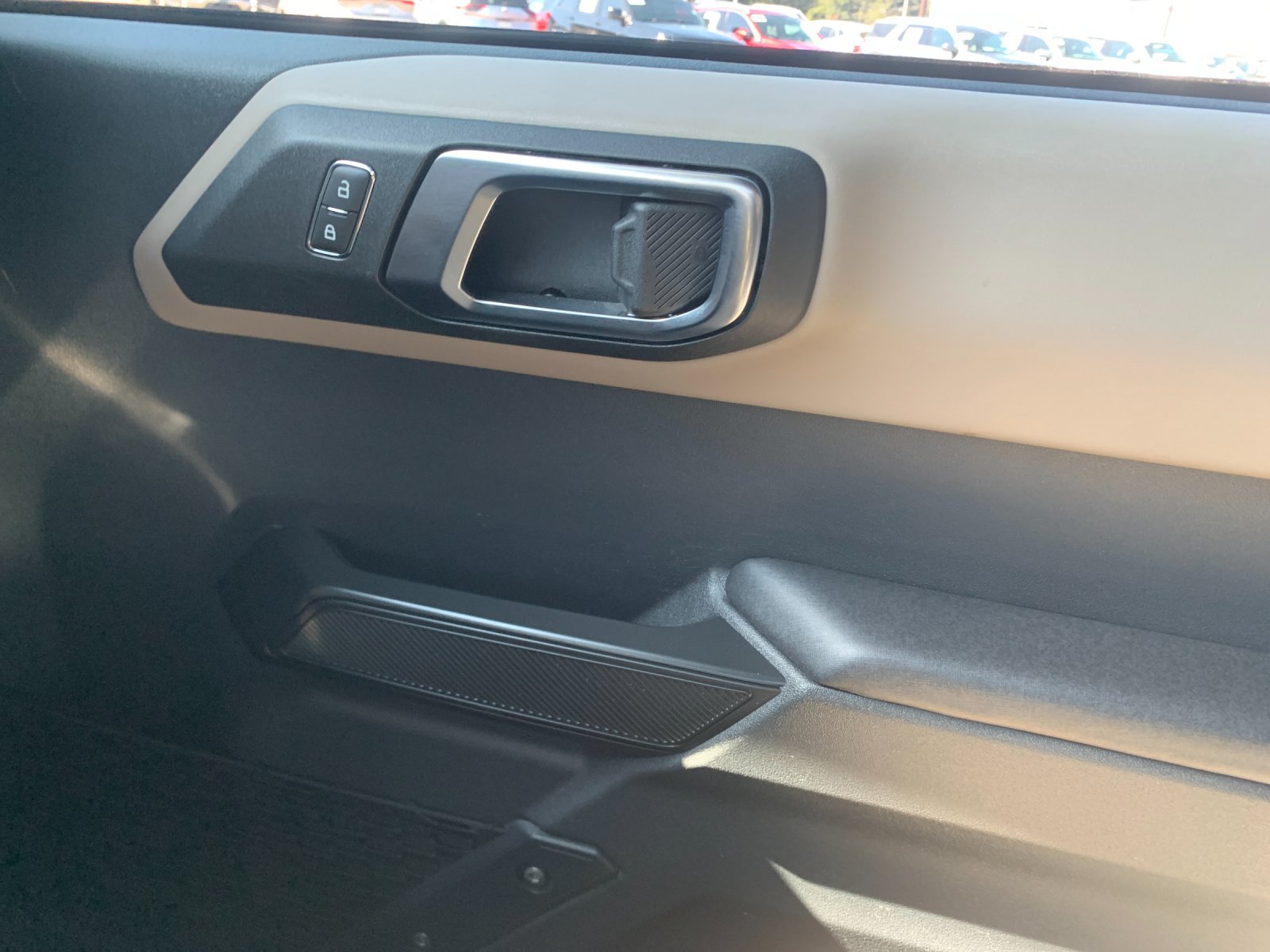 Used 2024 Gray Ford Wildtrak image 21
