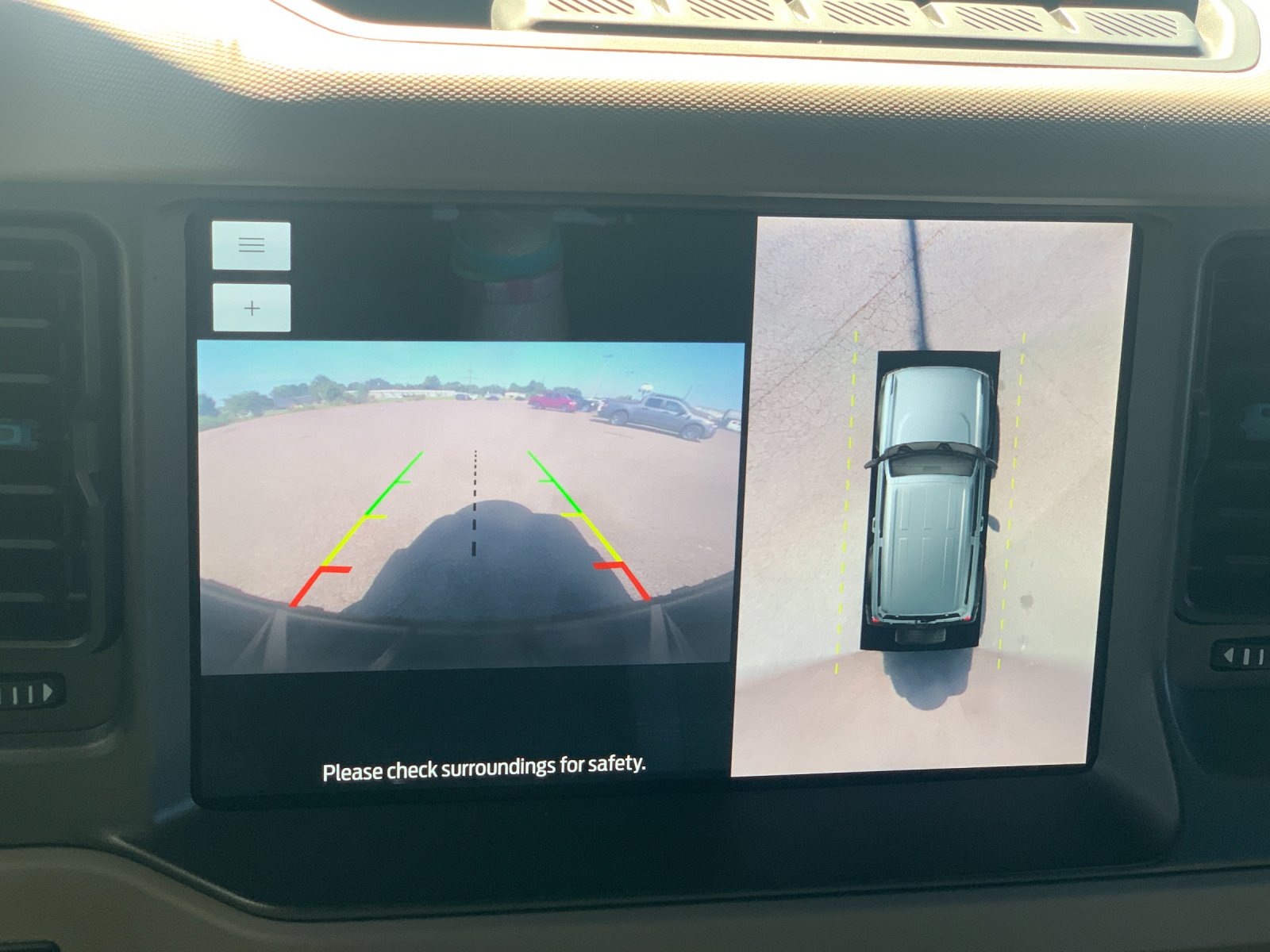 Used 2024 Gray Ford Wildtrak image 24