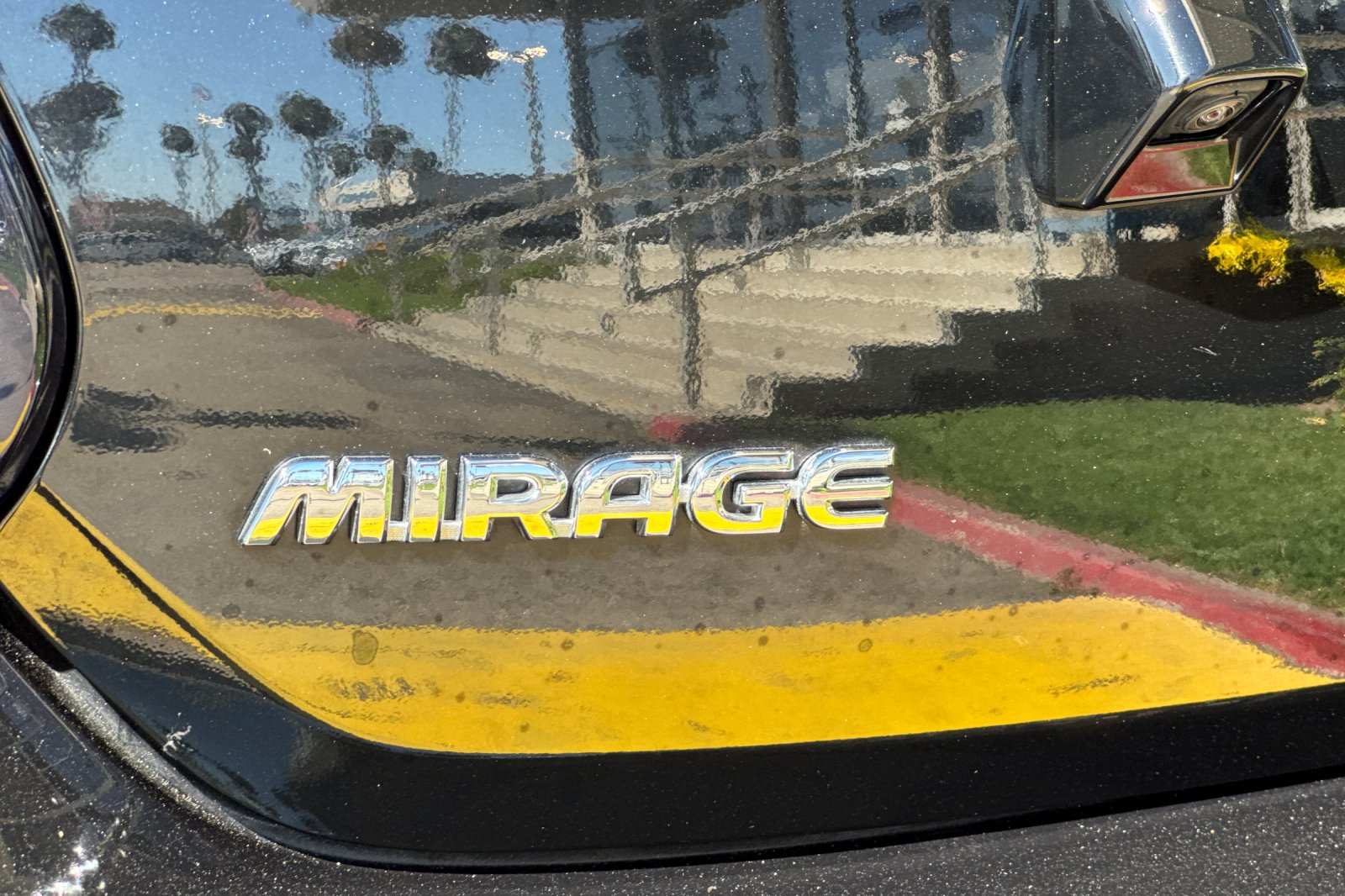 Used 2024 Jet Black Metallic Mitsubishi ES image 26