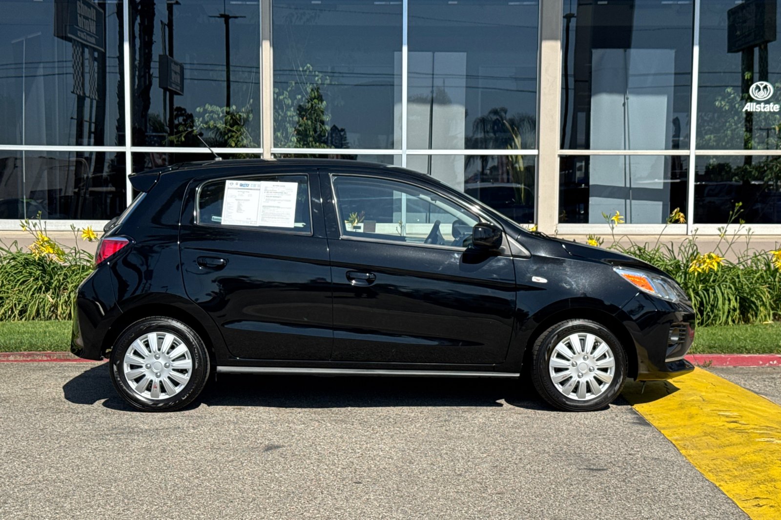 Used 2024 Jet Black Metallic Mitsubishi ES image 3