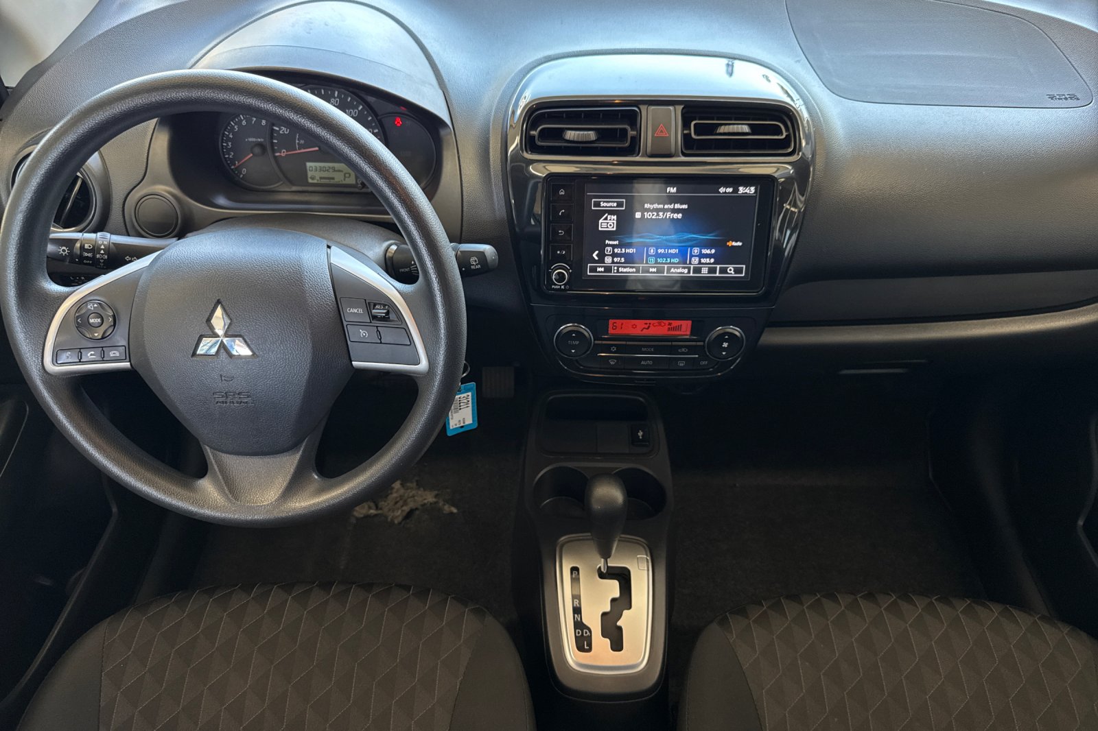 Used 2024 Jet Black Metallic Mitsubishi ES image 13