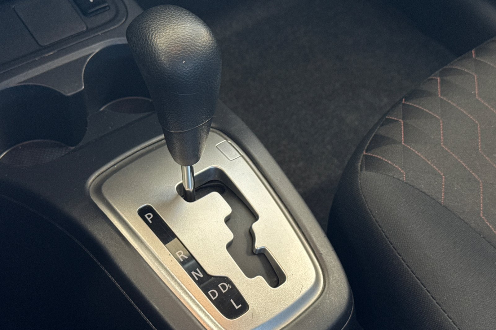 Used 2024 Jet Black Metallic Mitsubishi ES image 21
