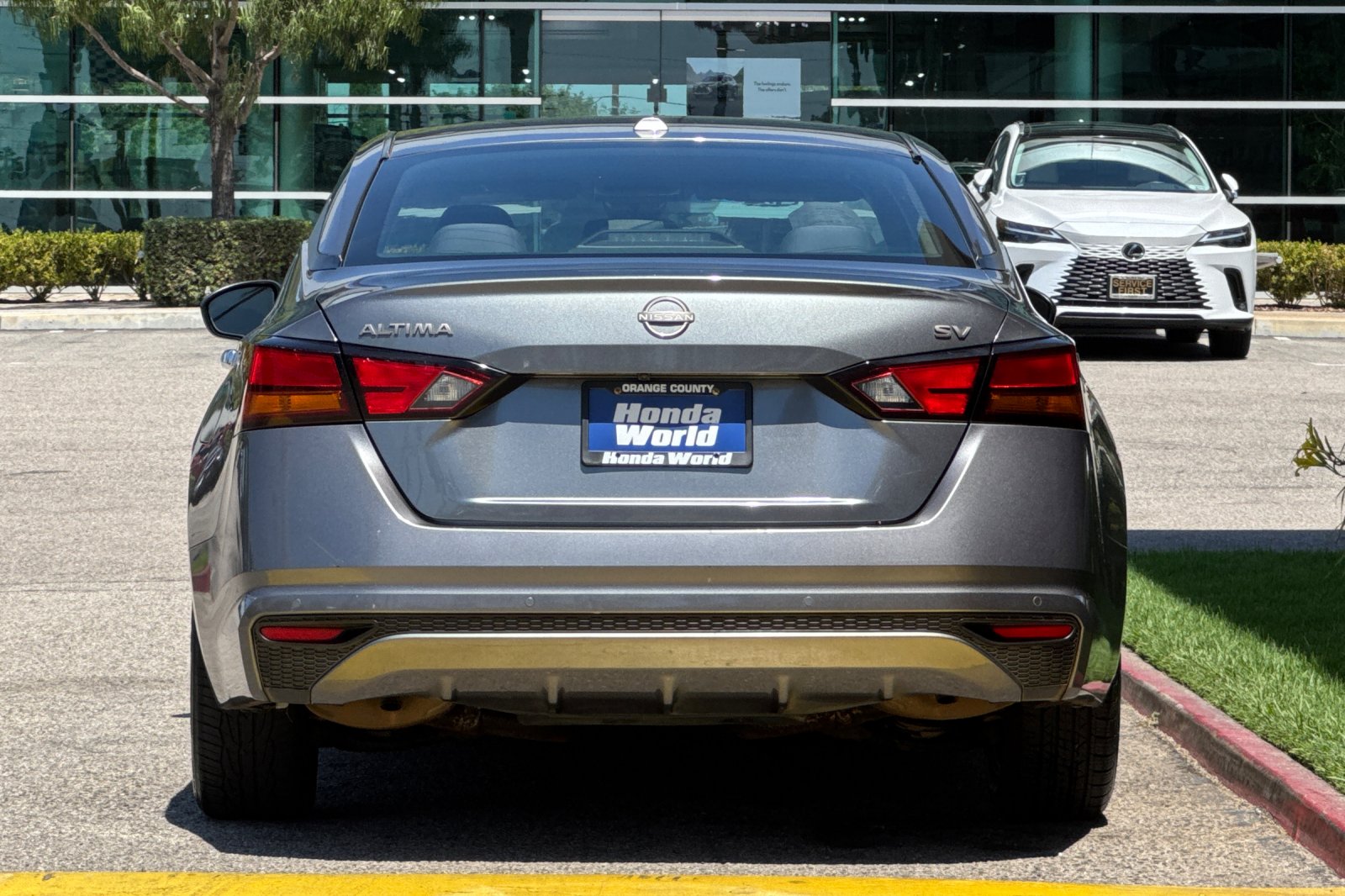 2023 Nissan Altima SV - Photo 5