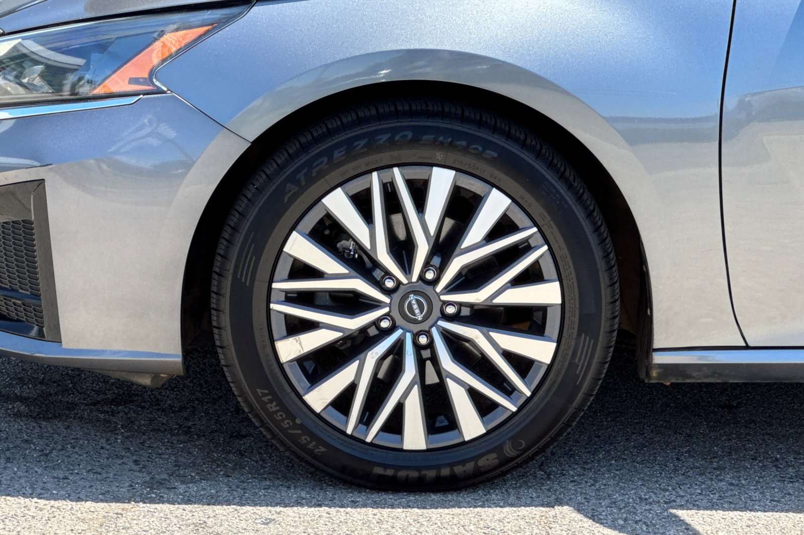 2023 Nissan Altima SV - Photo 25