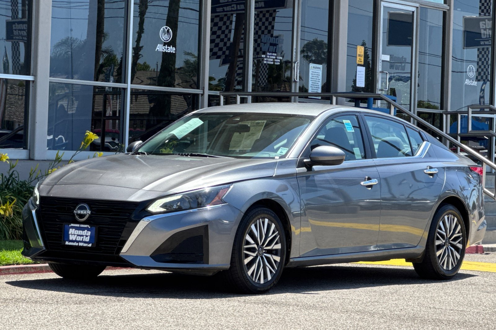 2023 Nissan Altima SV - Photo 8