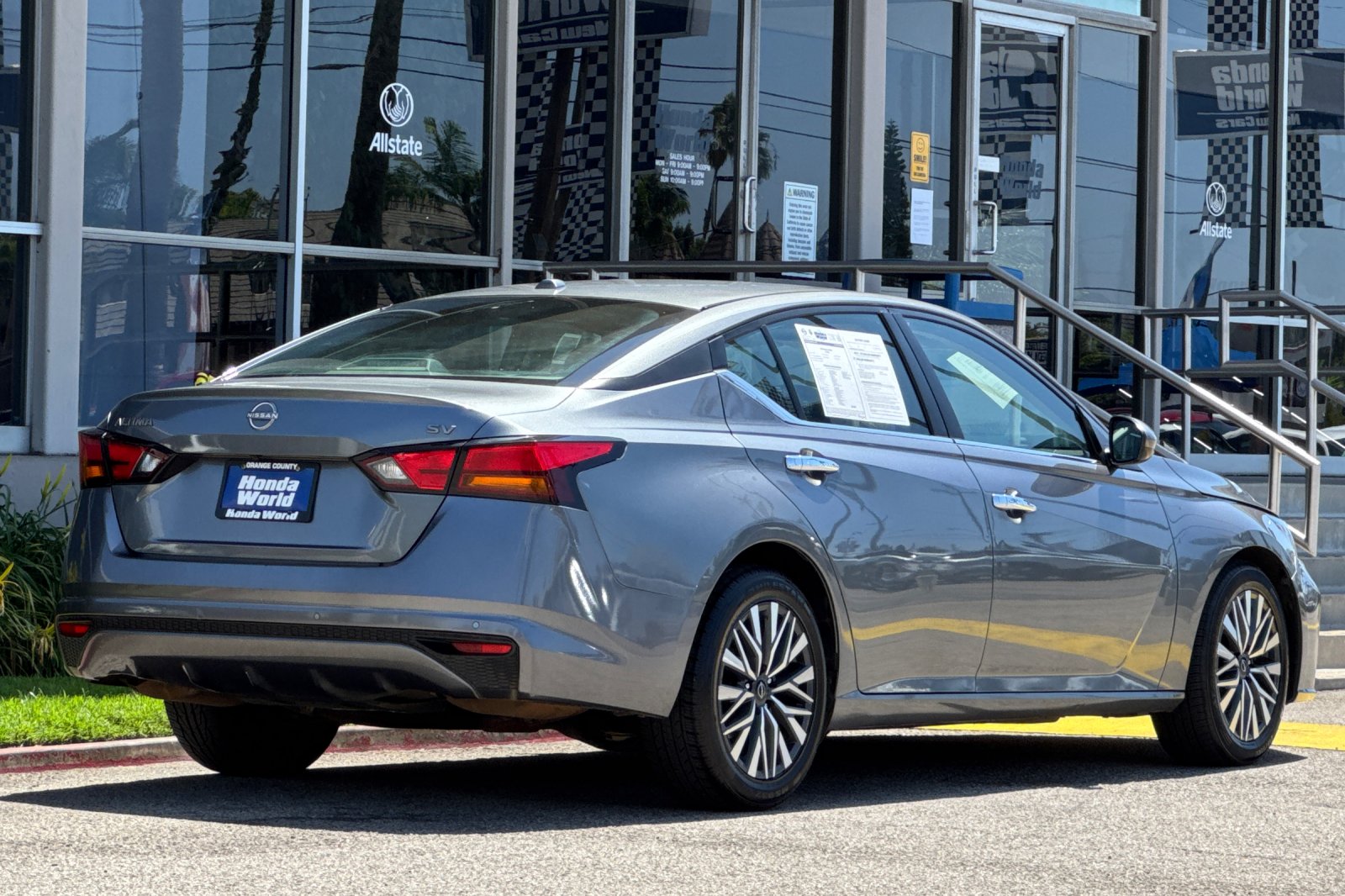 2023 Nissan Altima SV - Photo 4