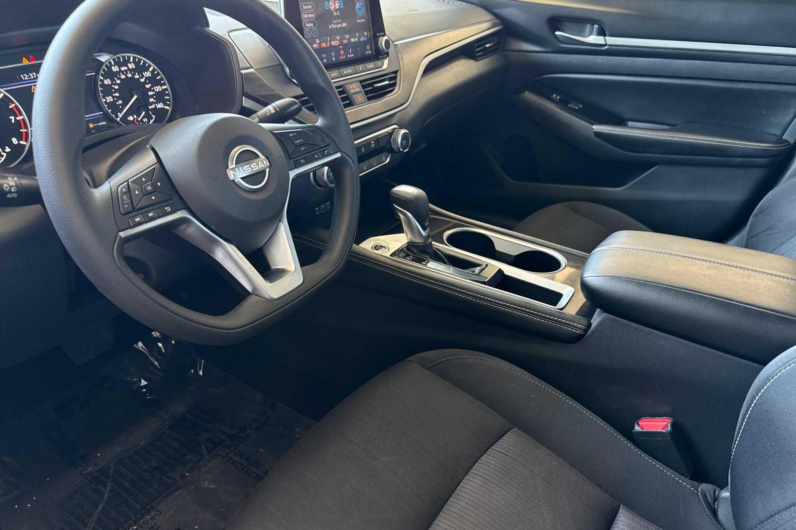 2023 Nissan Altima SV - Photo 10