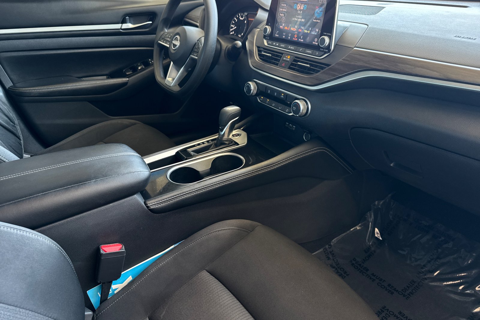 2023 Nissan Altima SV - Photo 15
