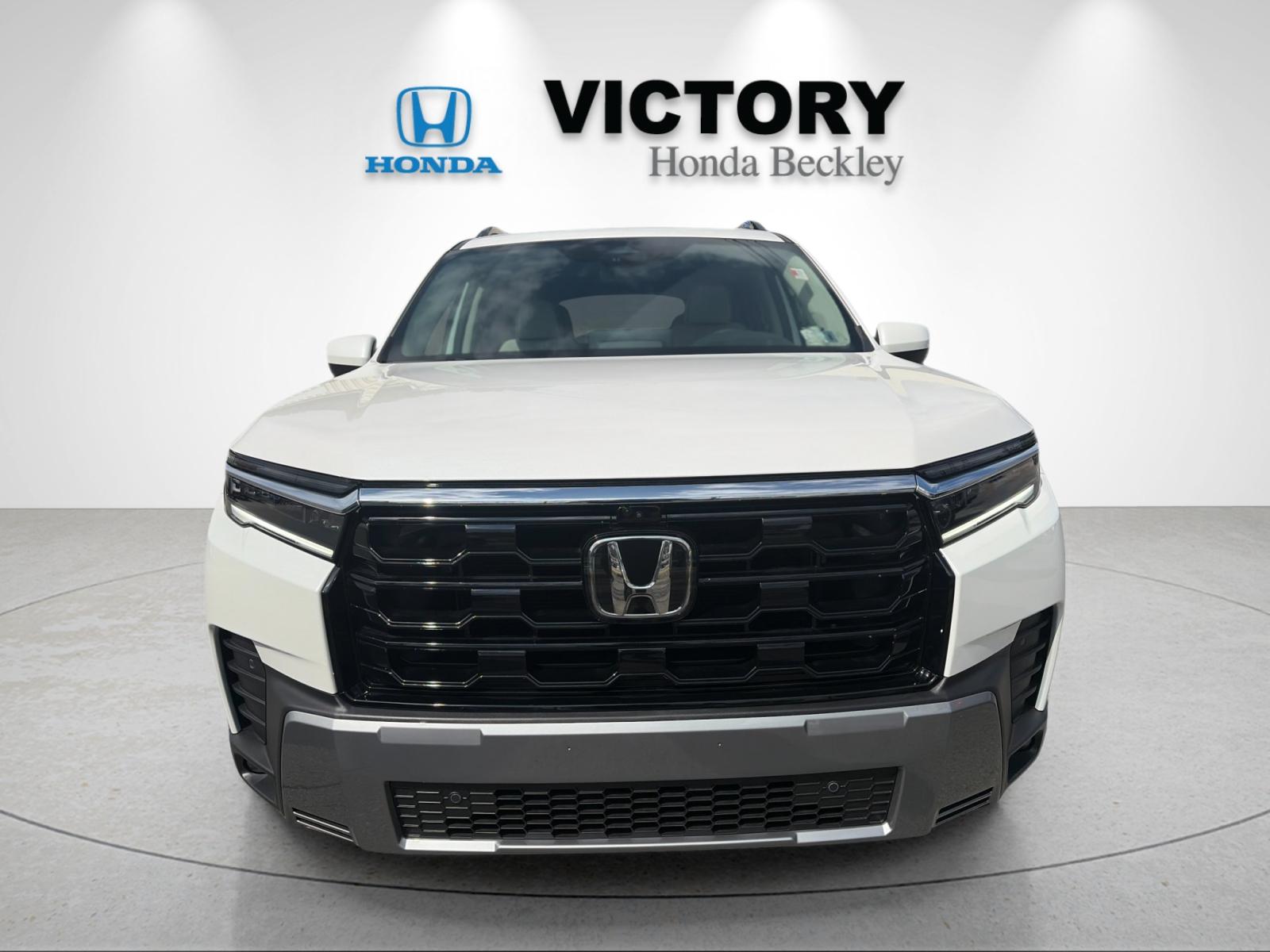 New 2026 Platinum White Pearl Honda AWD Elite image 8