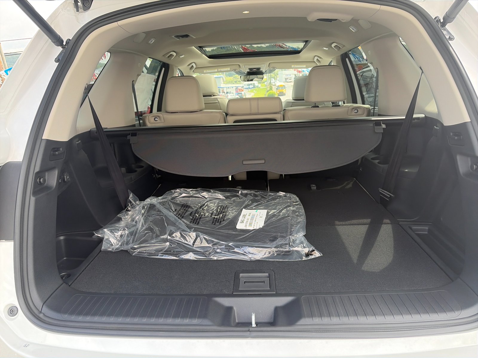 New 2026 Platinum White Pearl Honda AWD Elite image 19