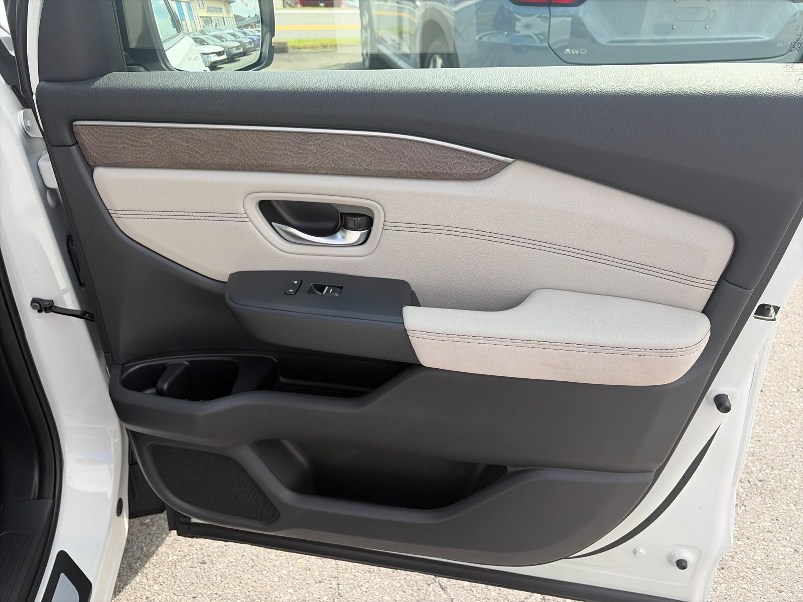 New 2026 Platinum White Pearl Honda AWD Elite image 22