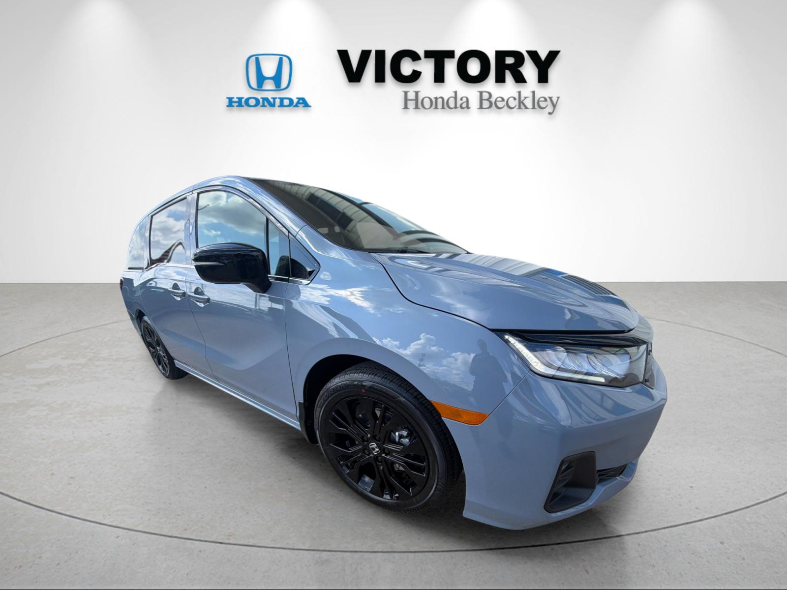 New 2026 Sonic Gray Pearl Honda Sport-L image 7