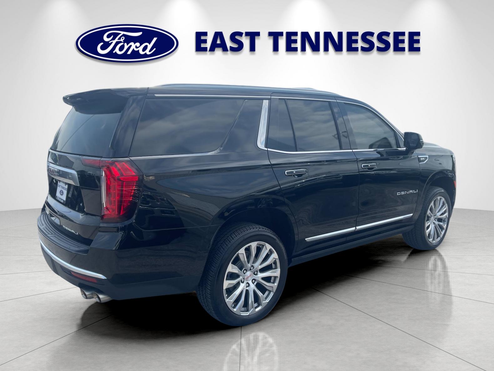 Used 2022 Black GMC Denali image 3
