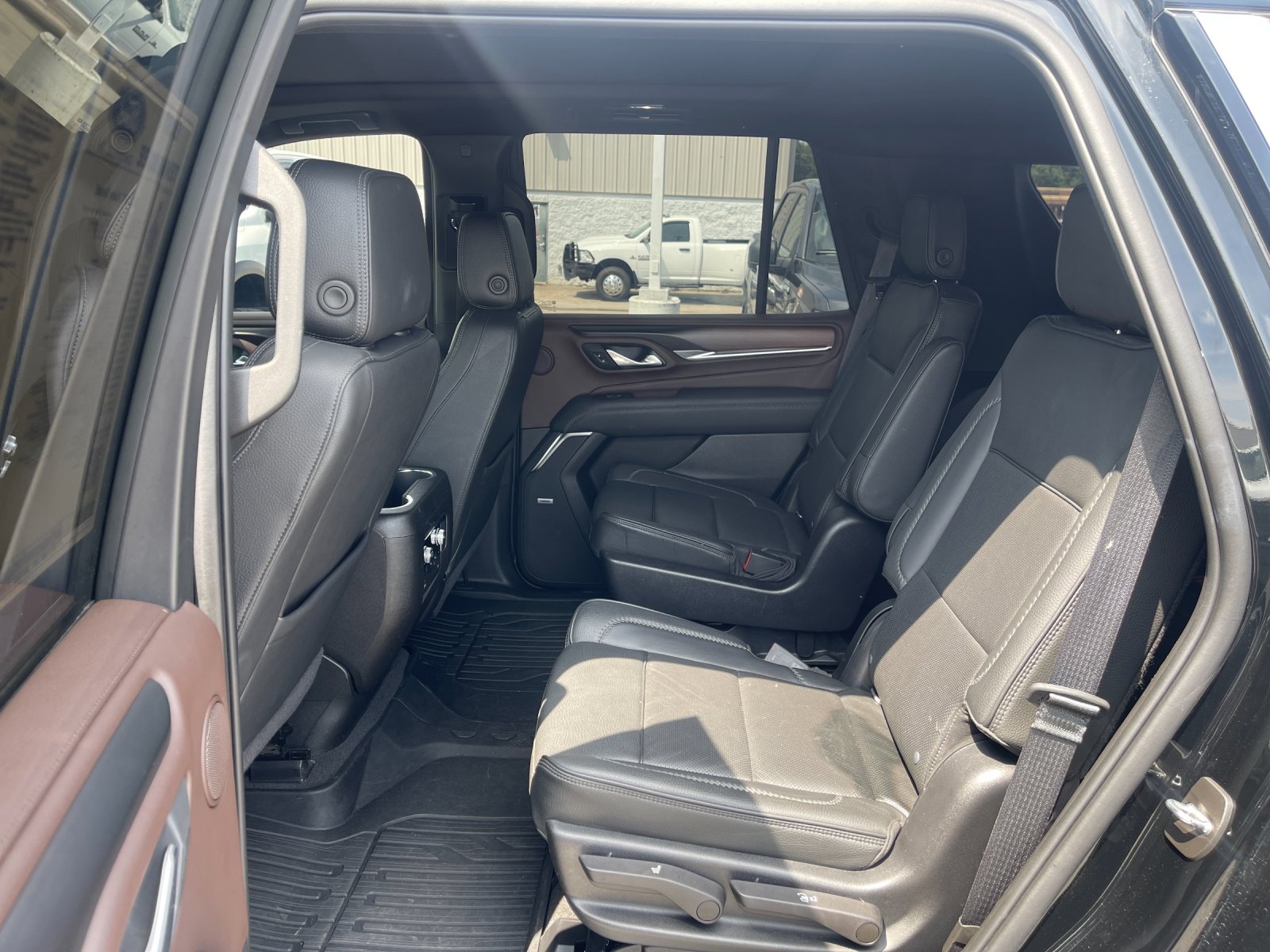 Used 2022 Black GMC Denali image 14