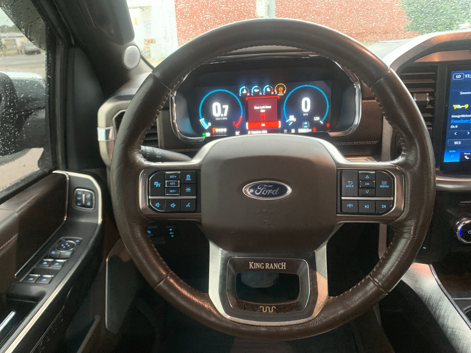 Used 2022 Silver Ford King Ranch image 27