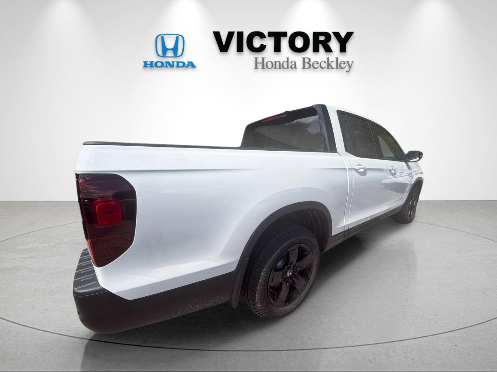 New 2026 Platinum White Pearl Honda Black Edition image 5