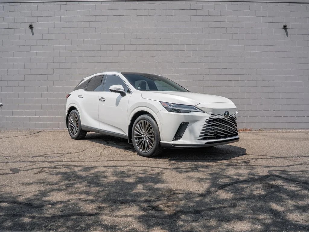 Used 2023 White Pearl Lexus 350 Luxury image 9