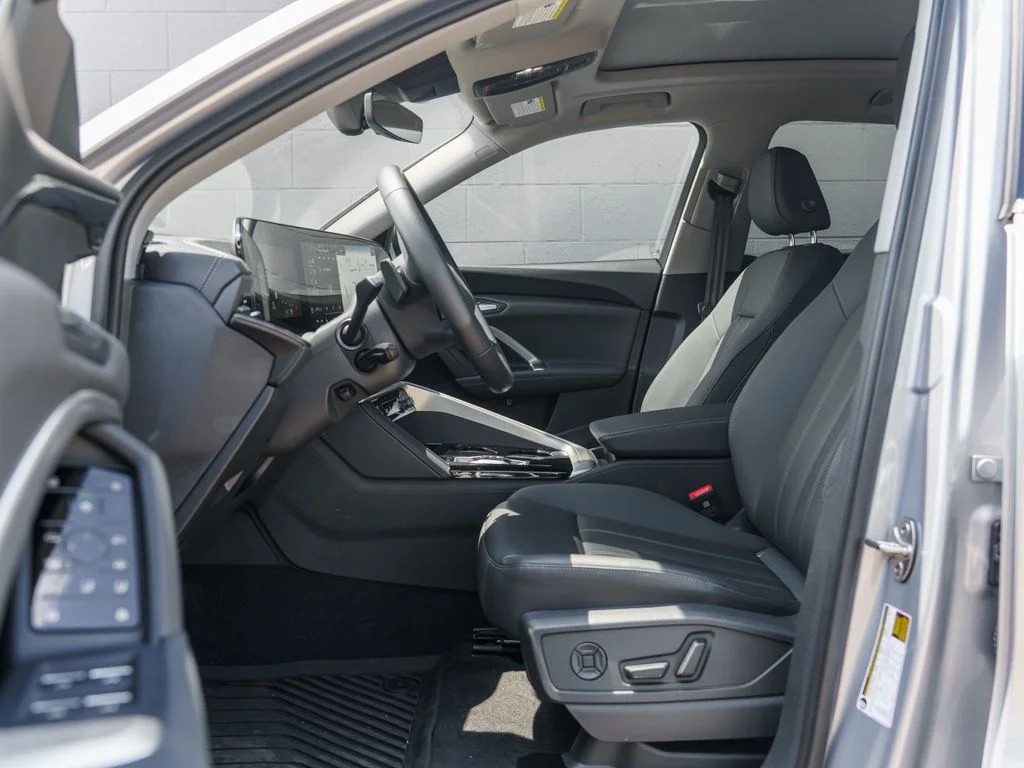 Used 2025 Silver Metallic Audi 2.0T Premium image 17