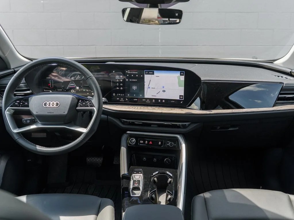 Used 2025 Silver Metallic Audi 2.0T Premium image 21