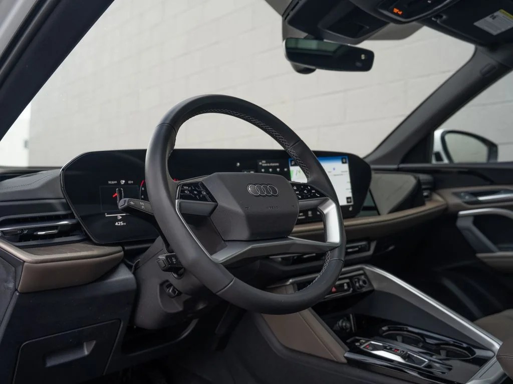 Used 2025 White Audi 2.0T Premium image 4