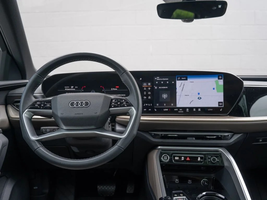 Used 2025 White Audi 2.0T Premium image 22