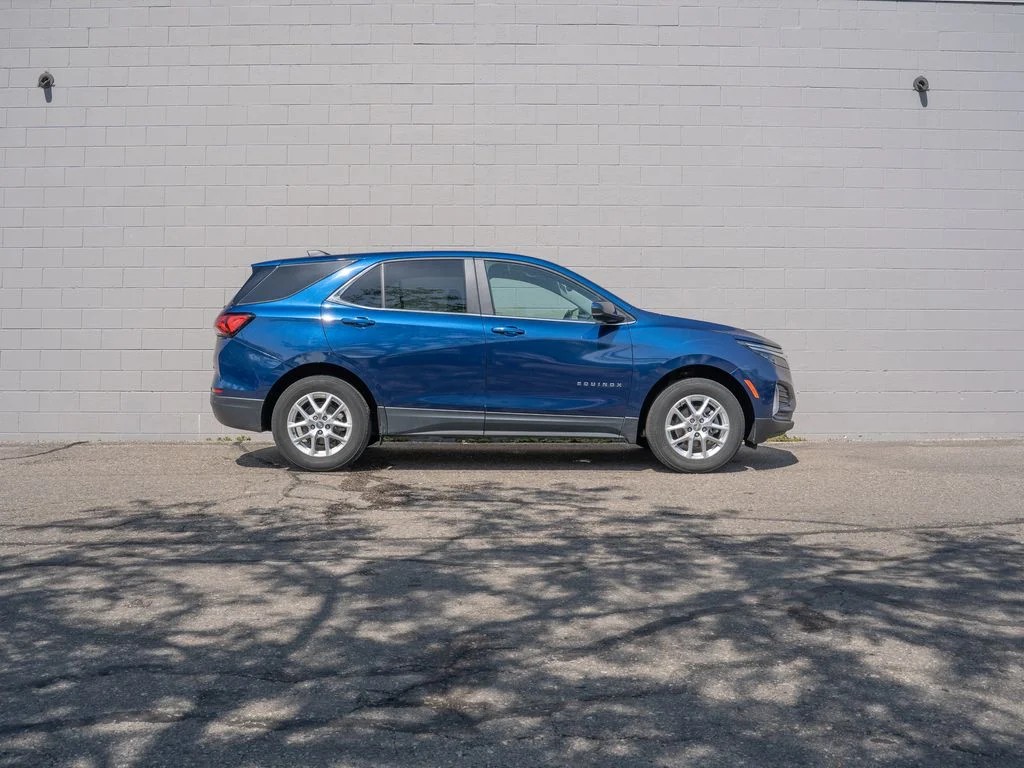 Used 2023 Blue Chevrolet LT image 8