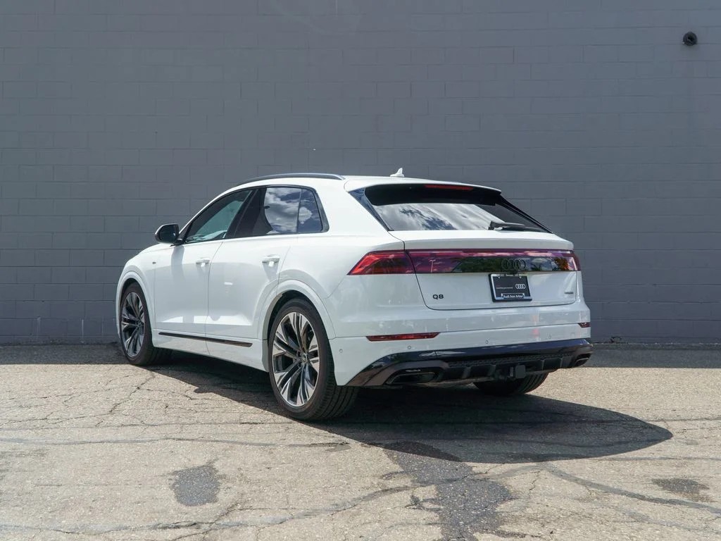 Used 2026 Glacier White Audi 55 Premium Plus image 3