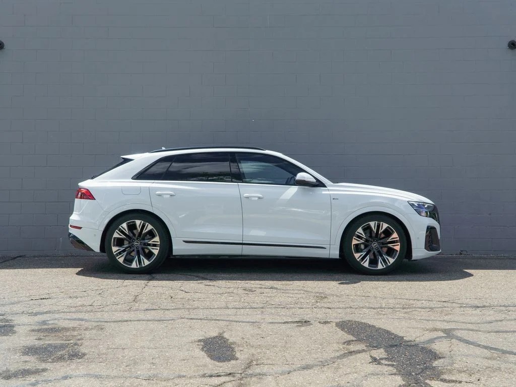 Used 2026 Glacier White Audi 55 Premium Plus image 8