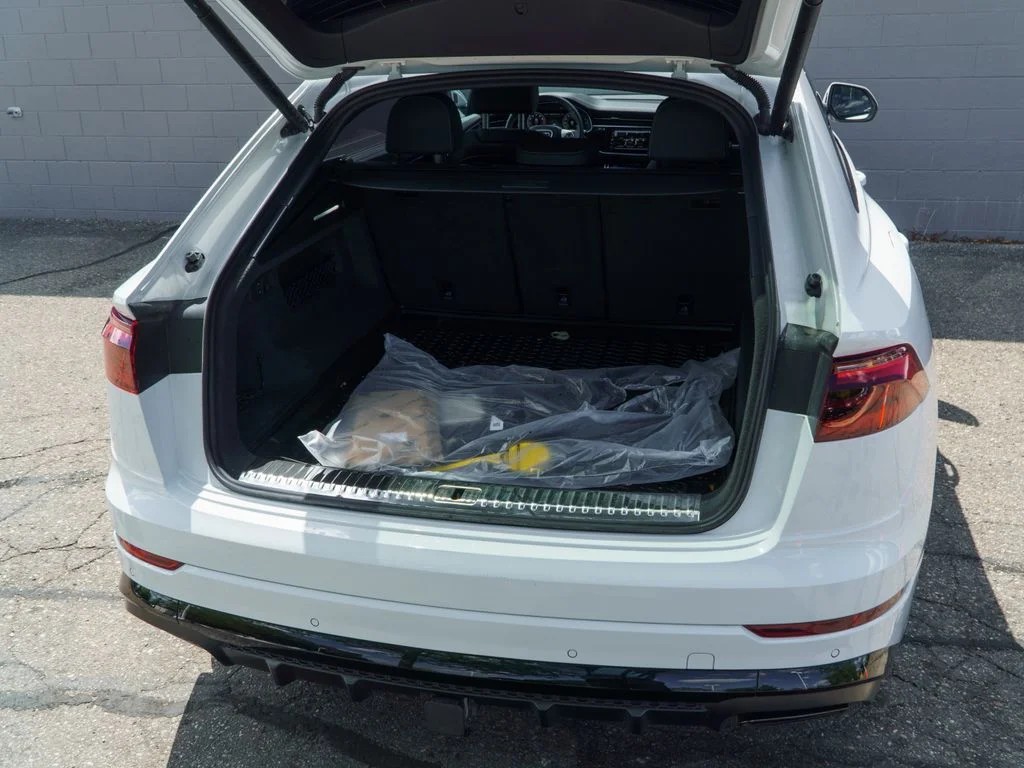 Used 2026 Glacier White Audi 55 Premium Plus image 14