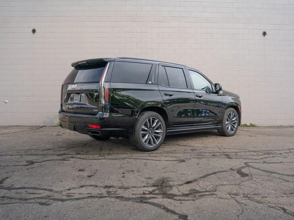Used 2023 Black Raven Cadillac Sport Platinum image 7