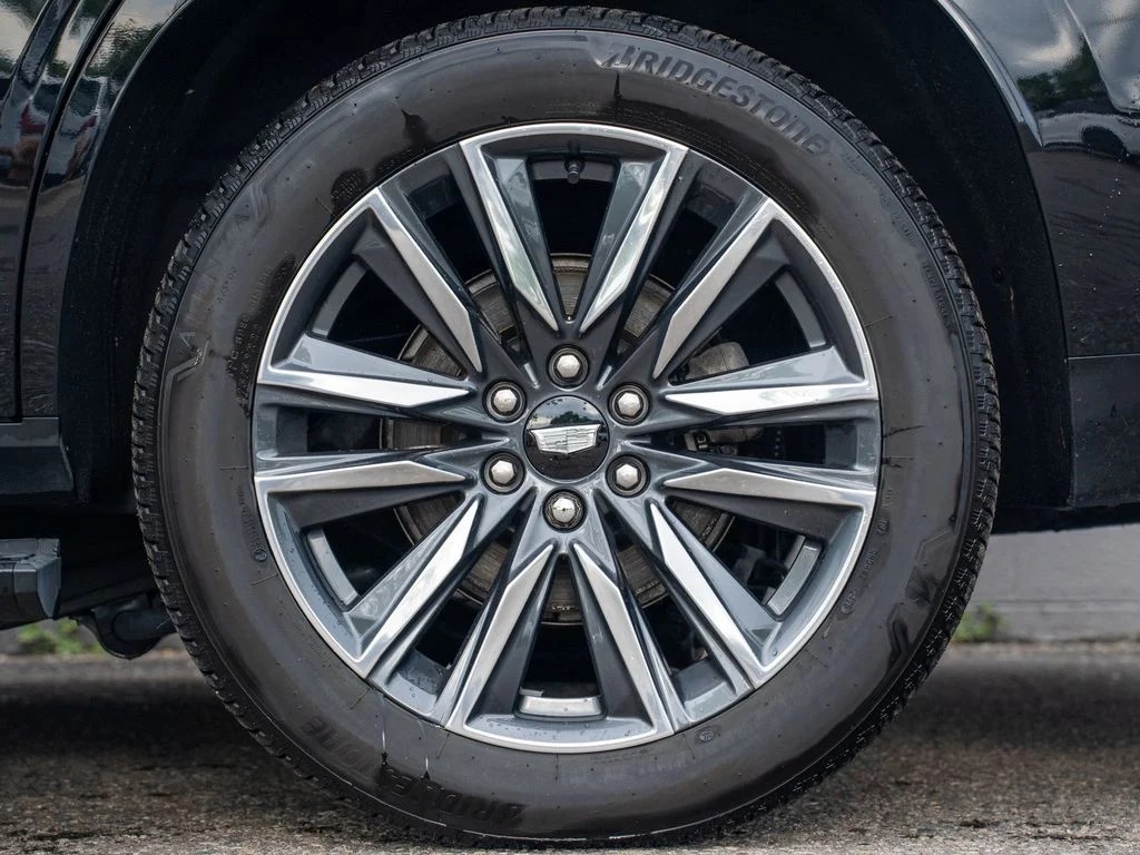 Used 2023 Black Raven Cadillac Sport Platinum image 13