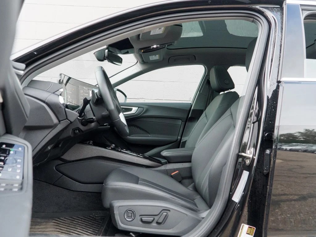 Used 2025 Black Metallic Audi 2.0T Premium image 17
