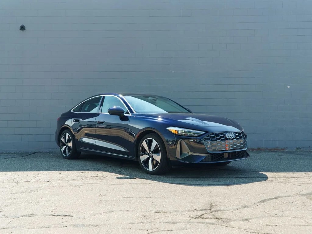 Used 2025 Blue Metallic Audi 2.0T Premium image 9