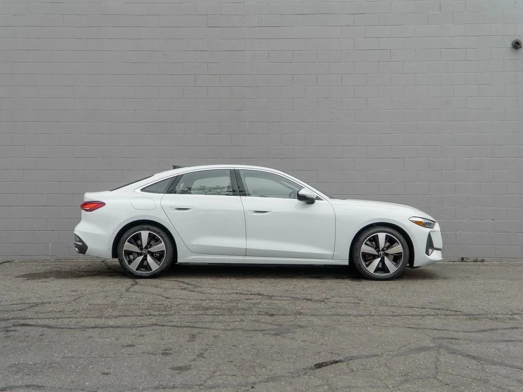 Used 2025 Glacier White Audi 2.0T Premium image 8