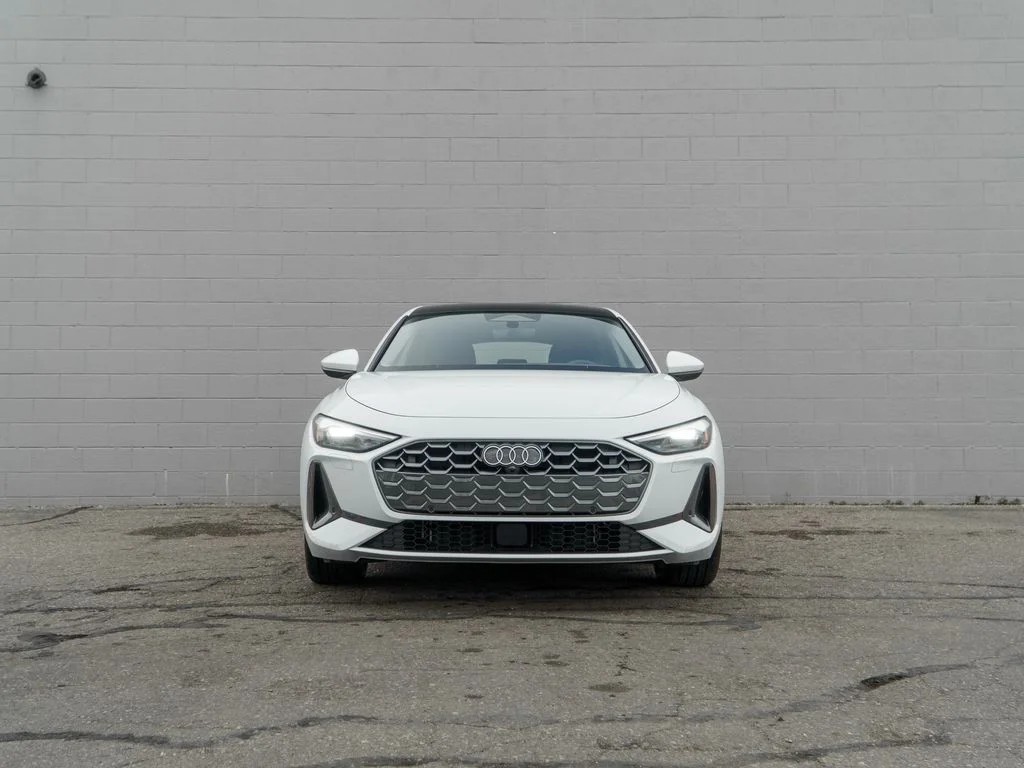 Used 2025 Glacier White Audi 2.0T Premium image 10