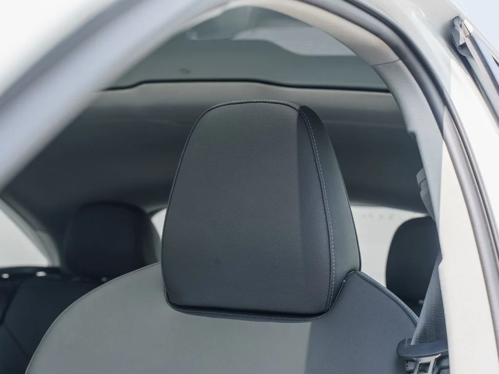 Used 2025 Glacier White Audi 2.0T Premium Plus image 19