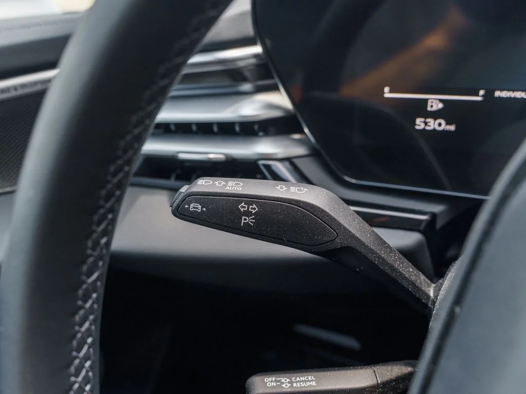 Used 2025 Glacier White Audi 2.0T Premium Plus image 29