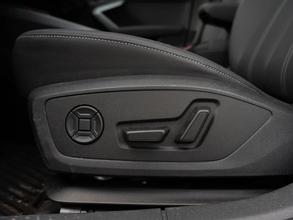 Used 2026 Brilliant Black Audi 40 Premium image 19
