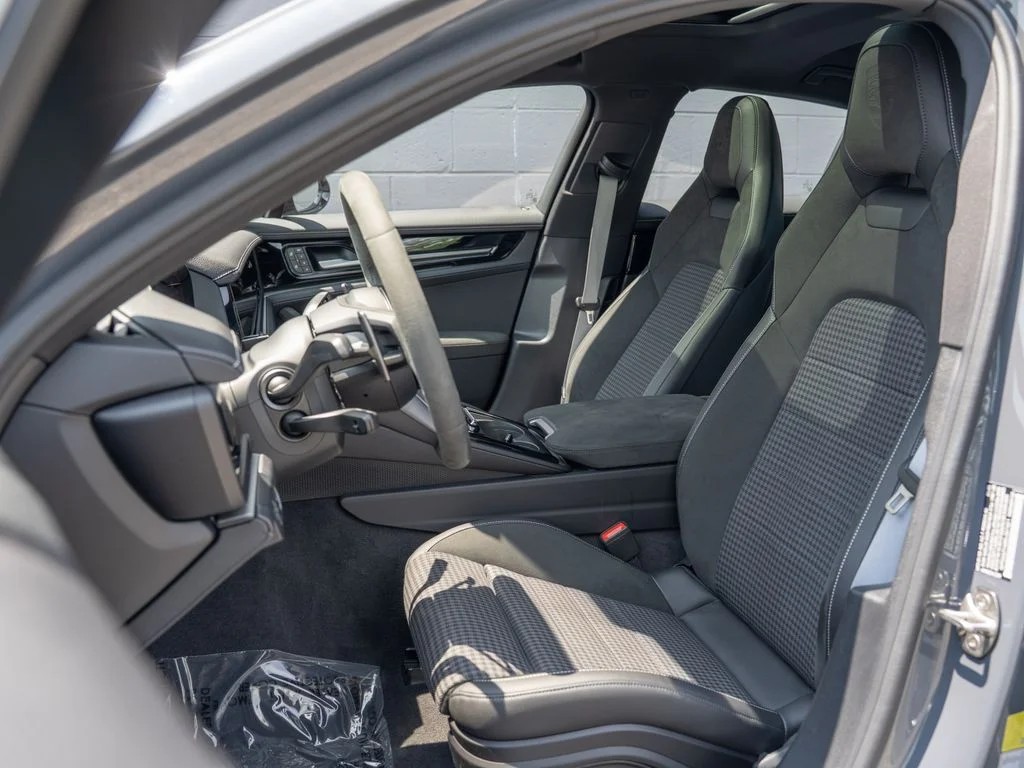 Used 2025 Slate Gray Neo Porsche 4 image 5