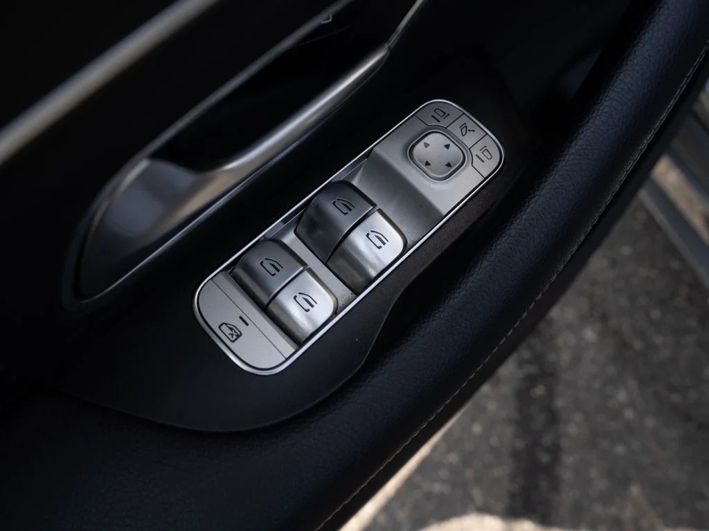 Used 2024 Cirrus Silver Metallic Mercedes-Benz GLE 350 image 16