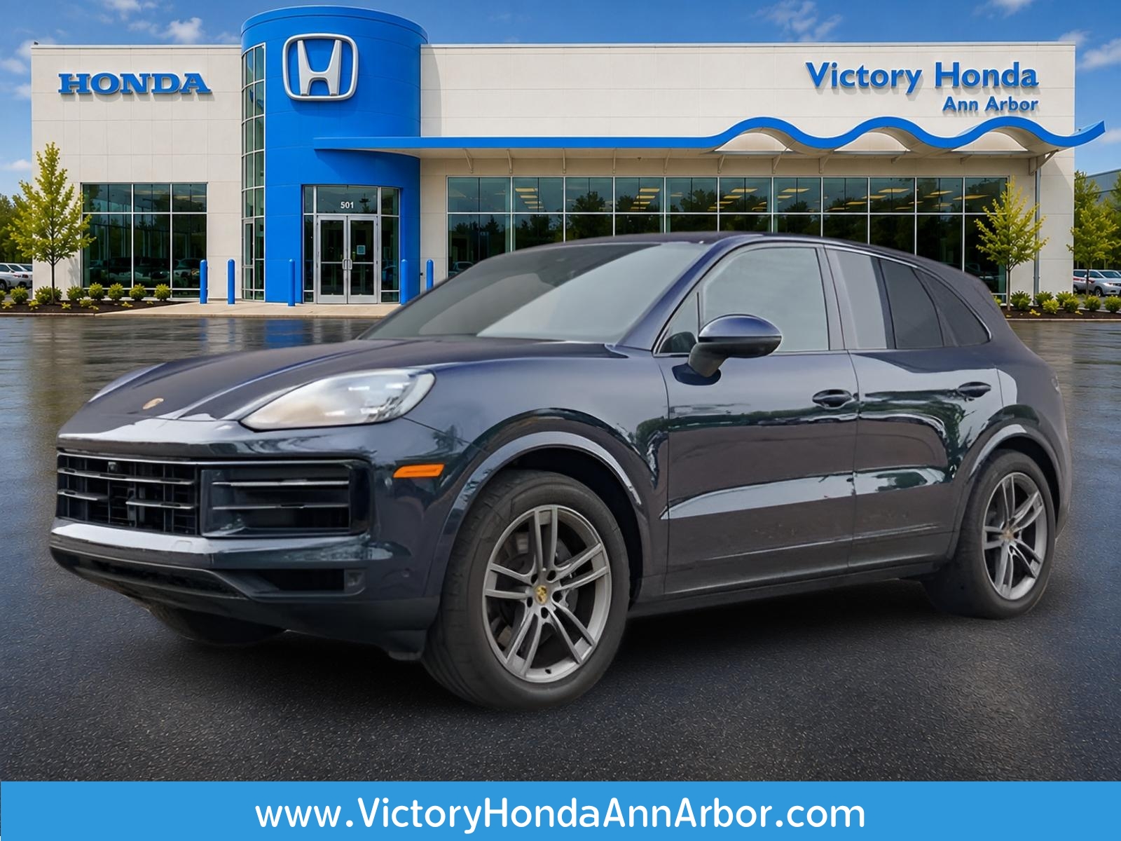 2024 Porsche Cayenne Base