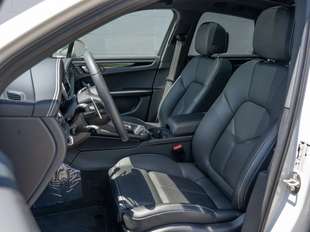 Used 2026 Chalk Porsche S image 5