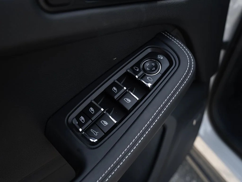 Used 2026 Chalk Porsche S image 16