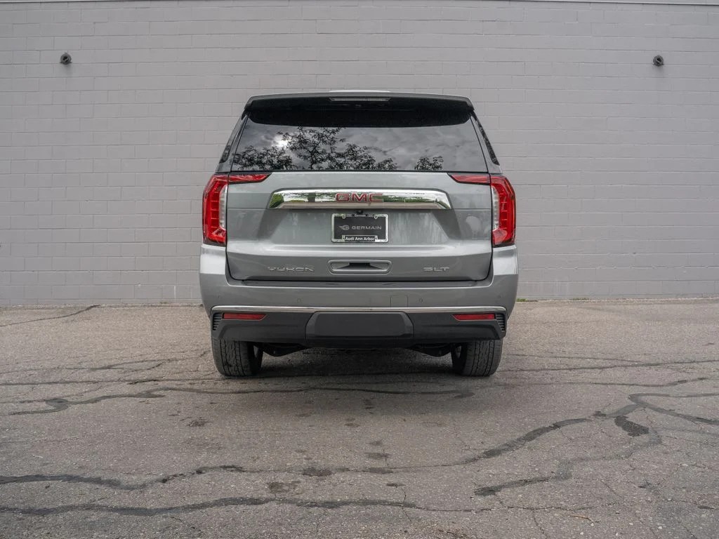Used 2023 Sterling Metallic GMC SLT image 6