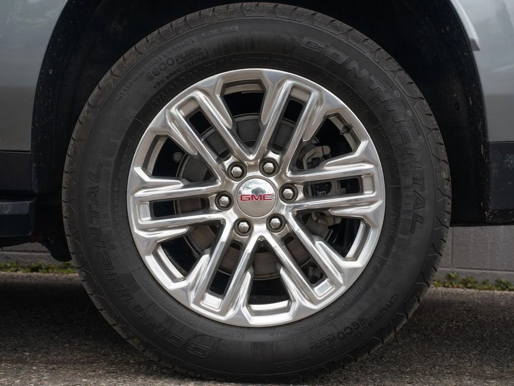 Used 2023 Sterling Metallic GMC SLT image 13